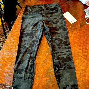 Lululemon align HR pant 25 inches